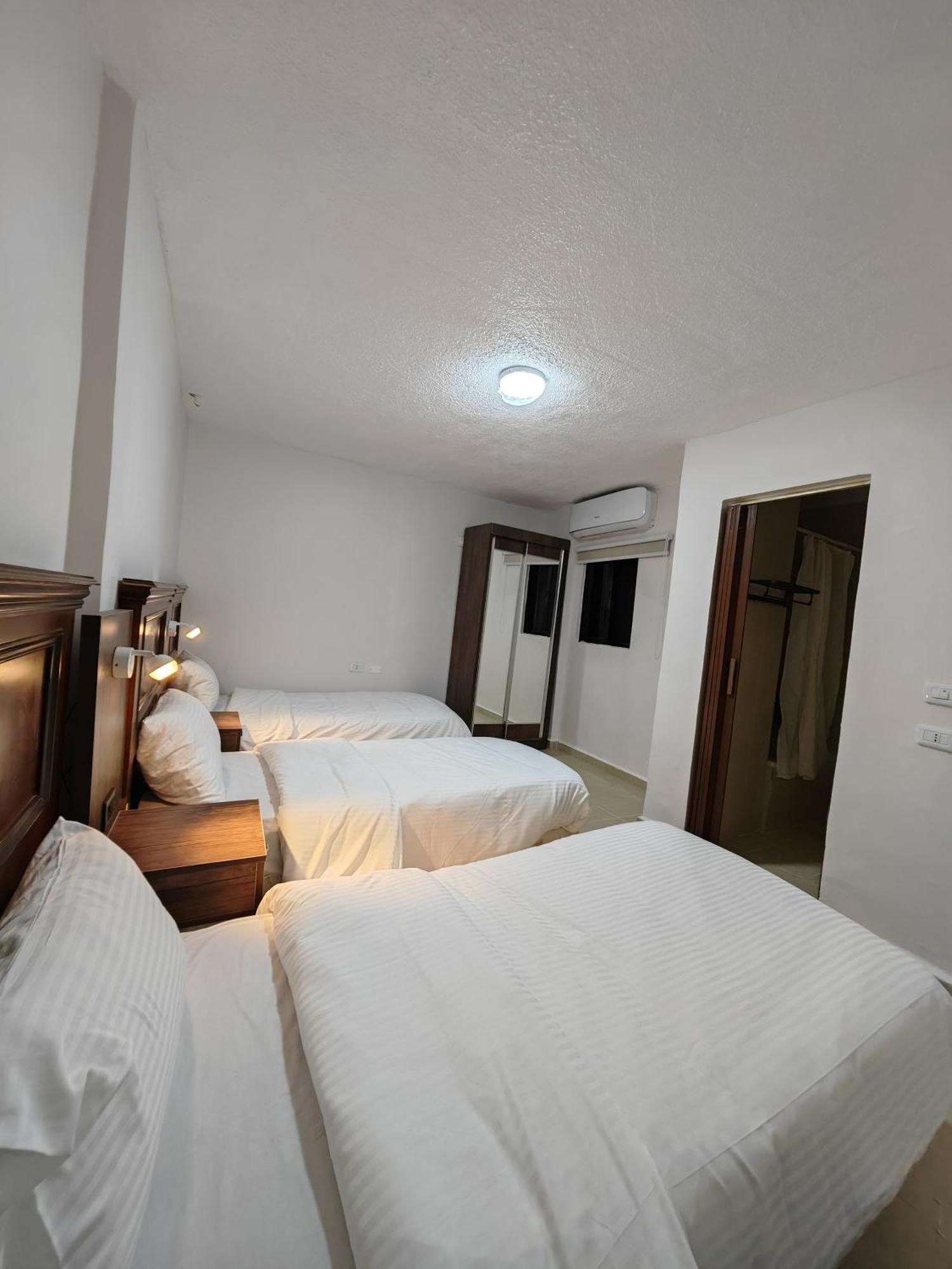 Cleopetra Hotel Vádi Músza Szoba fotó