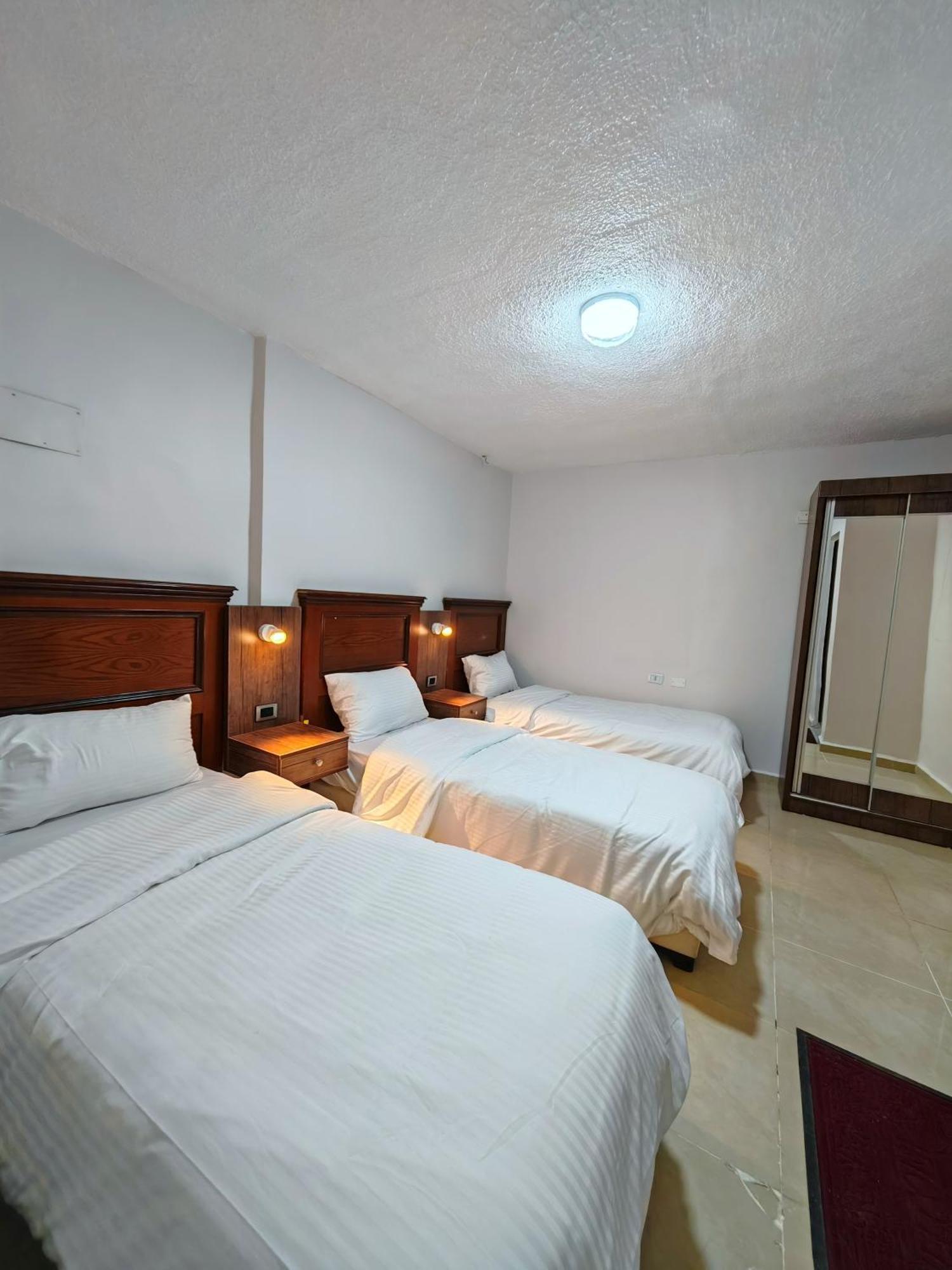 Cleopetra Hotel Vádi Músza Szoba fotó